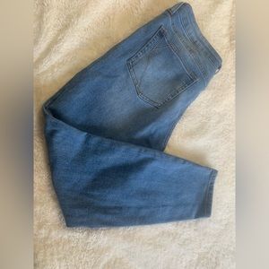 Kendal + Kylie size 13/31